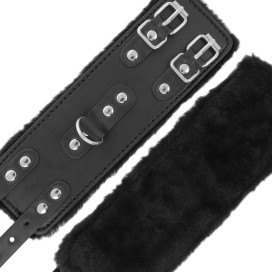 DARKNESS  RESTRAINTES DE WRIST AVEC FUR