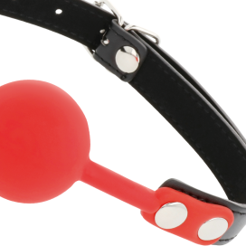 DARKNESS BALL SILICONE GAG ROUGE