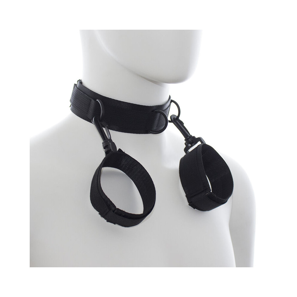 COLLIER EN NYLON OHMAMA FETISH AVEC RETENUES DE POIGNET